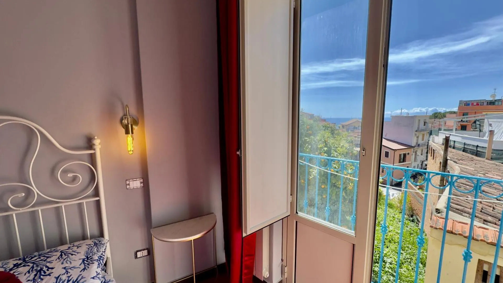 Taormina'S Sun Bed & Breakfast Italy