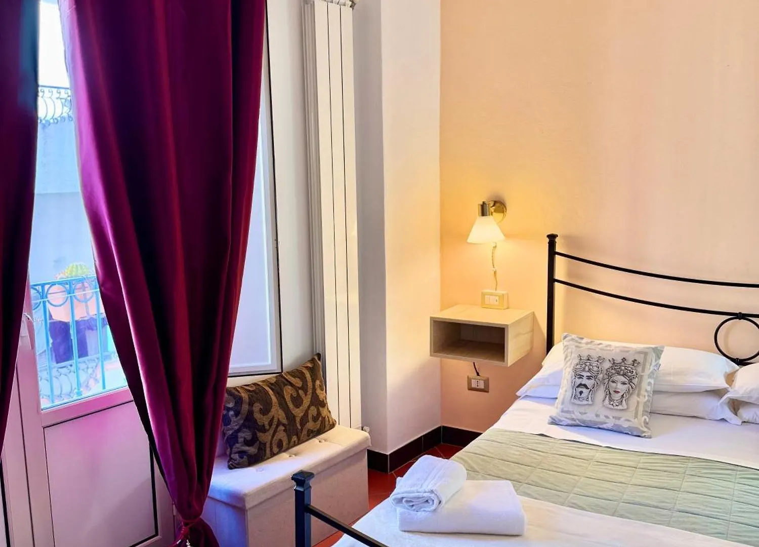 Taormina'S Sun Bed & Breakfast Taormina