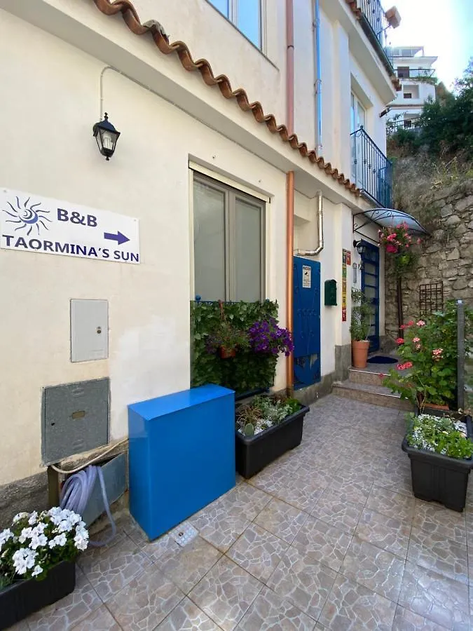 Taormina'S Sun Bed & Breakfast